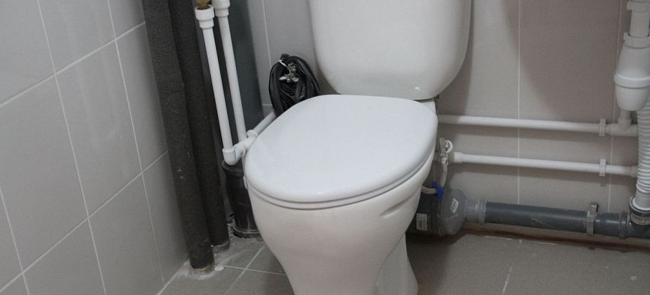 Областной бюджет выделил 377 тысяч рублей на ремонт туалетов в Серовской школе-интернате