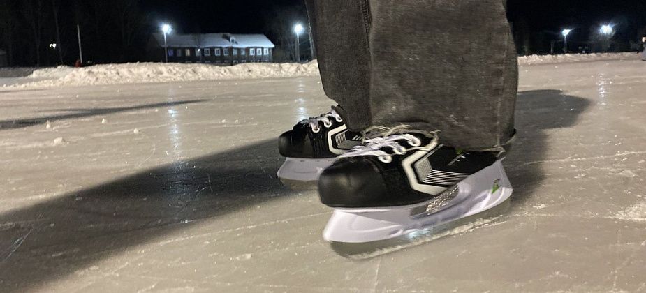 На стадионах “Локомотив” и “Строитель” прокат инвентаря откроется с 26 декабря