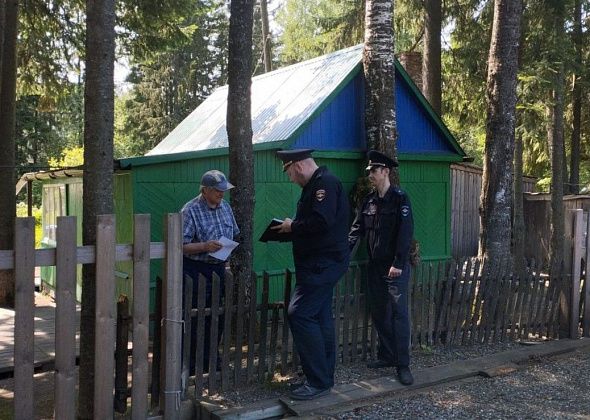 Полиция Серова провела рейд по коллективным садам – напомнила про мошенников