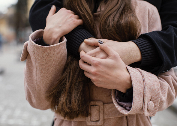 Секс без справки — зашквар? Вопросы про ВИЧ, которые зумеры хотели, но стеснялись задать