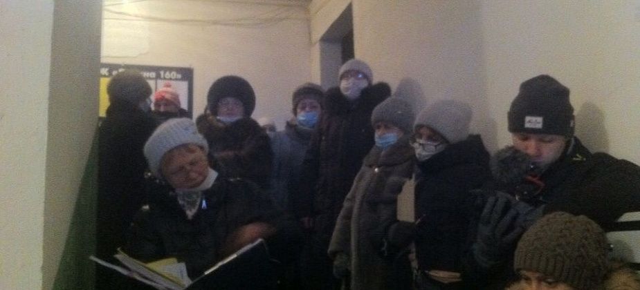 "У нас в системе полный "Ералаш". В Серове прошло собрание жильцов дома №160 по улице Ленина