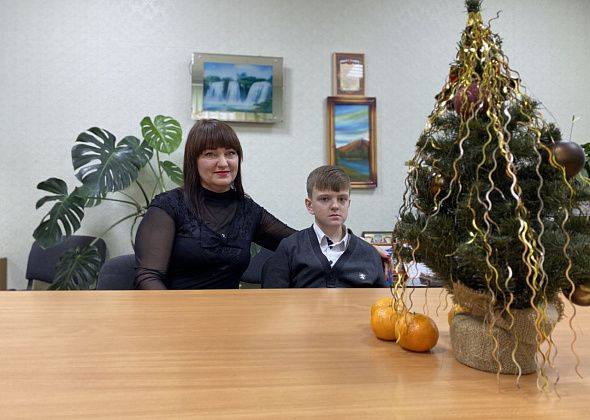 Юный житель Серова побывал на кремлевской елке. Это было его новогодним желанием