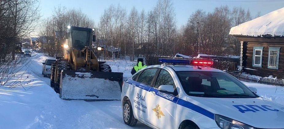 "Не было наезда никакого". Руководитель “Серовавтодора” прокомментировал ДТП с погрузчиком и пешеходом