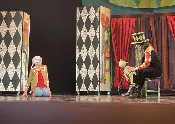 Критики оценили два спектакля Серовского драмтеатра, заявленных на премию “Браво”