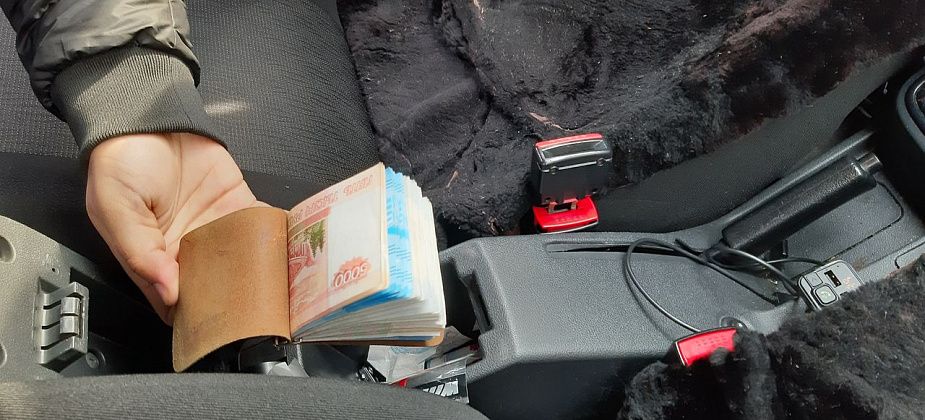 Серовчанкам под видом натуральных продали искусственные шубы. Мошенник задержан