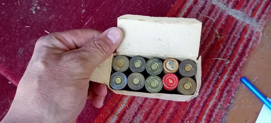 В отношении жителей Сосьвы и Гарей возбуждены уголовные дела о незаконном хранении взрывчатых веществ и оружия