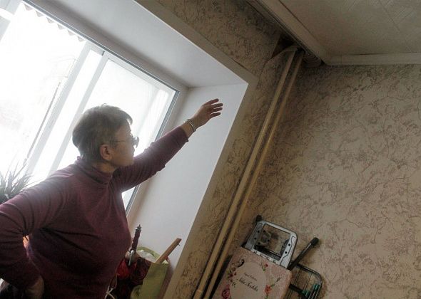 В Серове пенсионерка устроила пожар в отключенной от электричества квартире. Ее соседей залили дважды