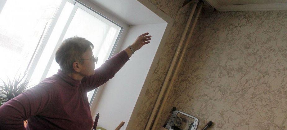 В Серове пенсионерка устроила пожар в отключенной от электричества квартире. Ее соседей залили дважды