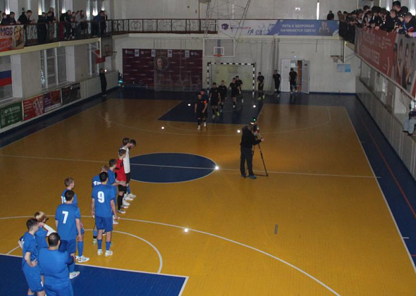 Рождественский кубок по футзалу в Серове выиграла команда из Краснотурьинска