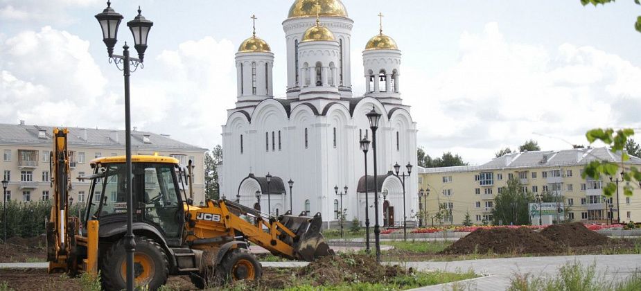 С площади в аллею, с аллеи на бульвар. В Серове создается пешеходный маршрут с зонами отдыха для горожан