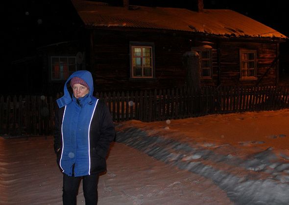 "Идти мне совершенно некуда". Жительница Первомайского переживает, что снесут дом, где она живет без прописки