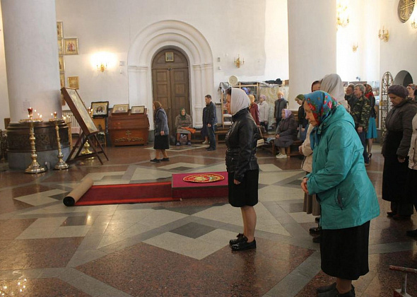 Сегодня в Серов привезут икону с мощами Матроны Московской