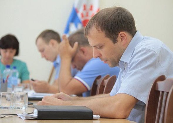 Председатель Комитета ЖКХ Серова избежит штрафа за недопуск к конкурсу перевозчика Лозинг