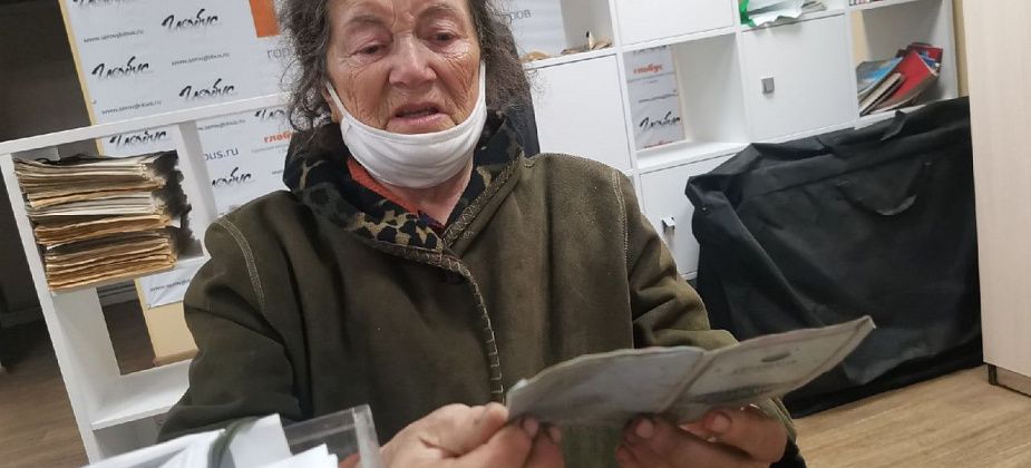 Погорелица из Морозково благодарит тех, кто пришел ей на помощь