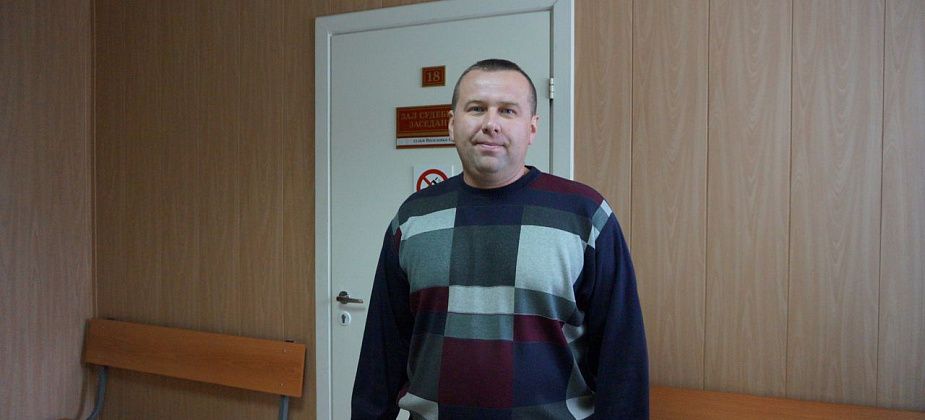 Суд вынес приговор бывшему черемуховскому участковому Владимиру Фуфаеву. Но экс-полицейский продолжит борьбу за честное имя
