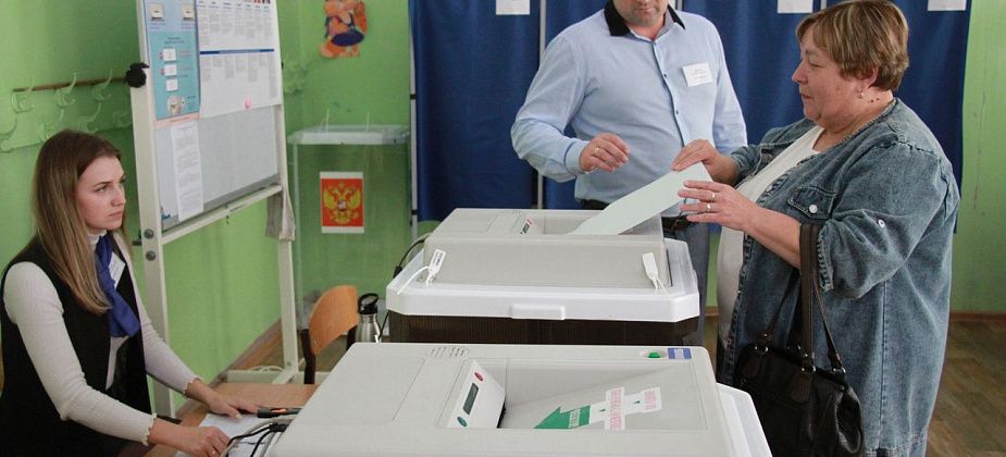 Серовчане продолжают голосовать на выборах депутата Госдумы. Но участвуют в выборах не так активно, как прошлый раз