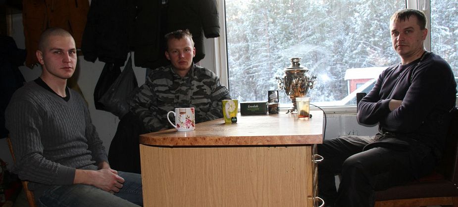 Копаем для мертвых, работаем для живых. Копаля компании «Обряд» рассказывают о своей тяжелой, но нужной работе 