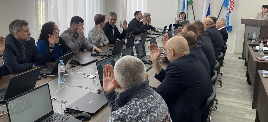 Дума Серова удостоила наград 14 работников культуры