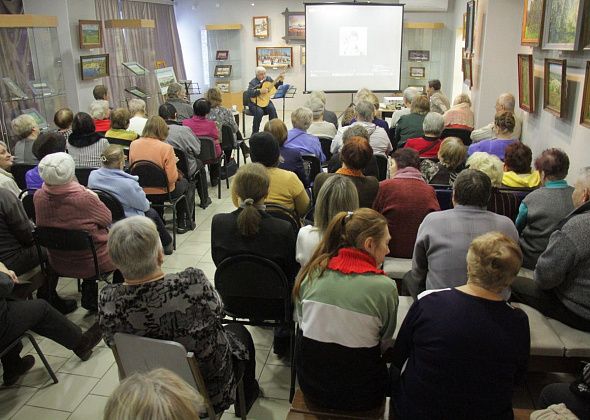 Уральские песни от белорусского парня. В Серове прошел концерт, посвященный Арону Круппу 