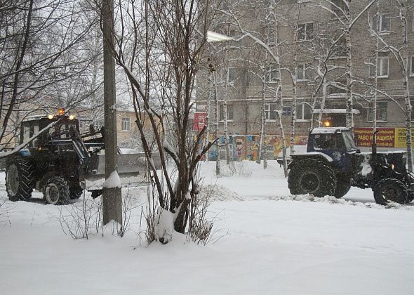 Администрация: "Серовавтодор" продолжает плановую расчистку улично-дорожной сети от снега