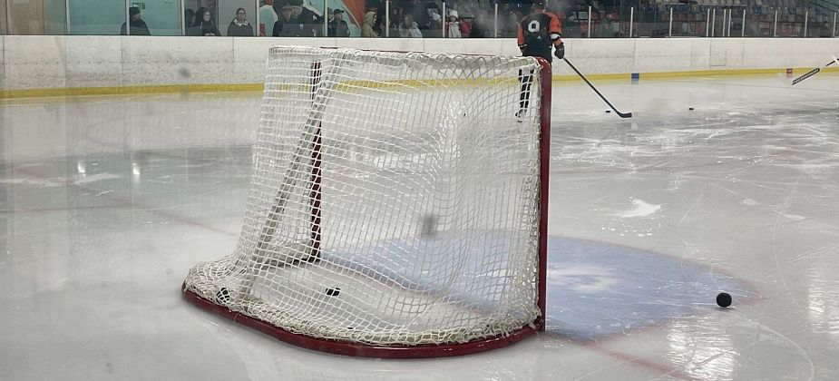 Серовчане сыграют в первенстве области по хоккею с шайбой среди мужских команд