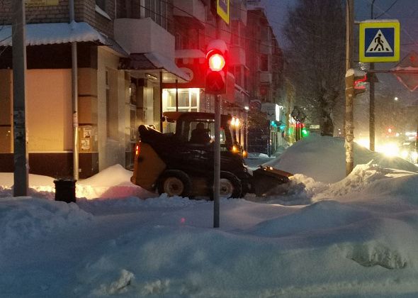 После двухдневных морозов техника “Серовавтодора” вышла на уборку города