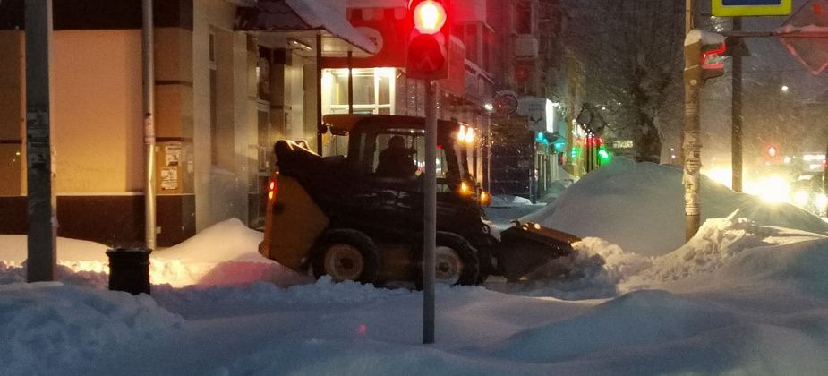 После двухдневных морозов техника “Серовавтодора” вышла на уборку города