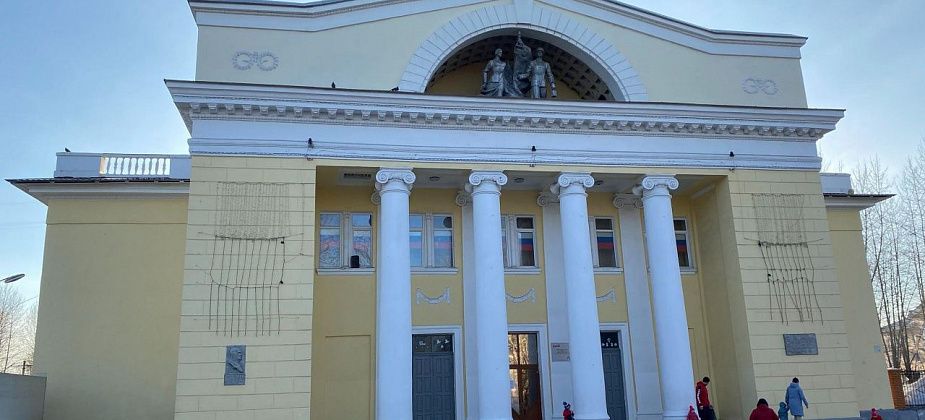 В Серове переносят молодежный бал-маскарад 