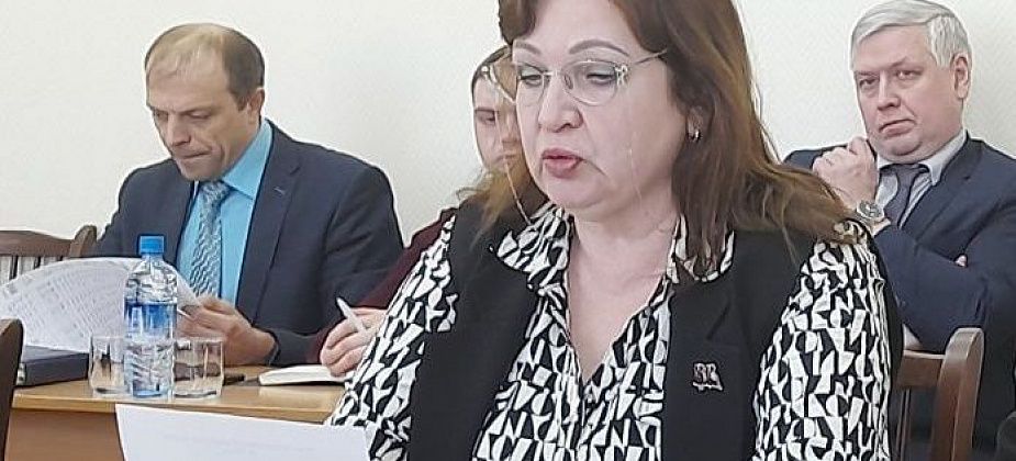 Заводчанин и сотрудница мэрии Серова получат Почетные грамоты ЗакСо