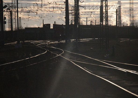 Несовершеннолетние пассажиры из Серова получат компенсацию за задержку поезда из-за вынужденной остановки