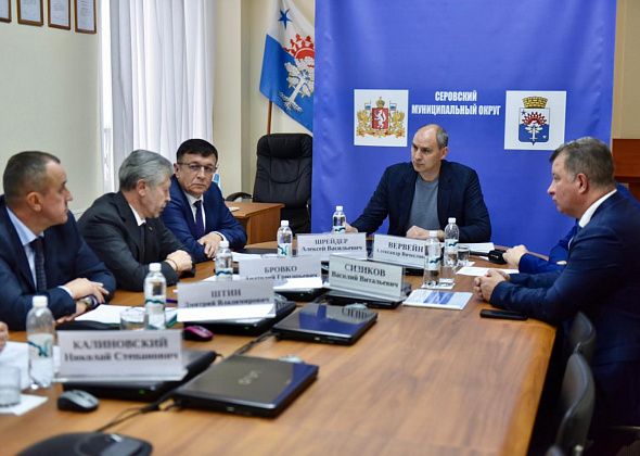 Врио губернатора обсудил с директорами серовских заводов «сигналы от жителей касательно их работы»