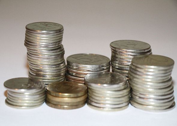 На зарплаты муниципальным служащим Серова за 9 месяцев из бюджета потратили 133,9 миллиона рублей