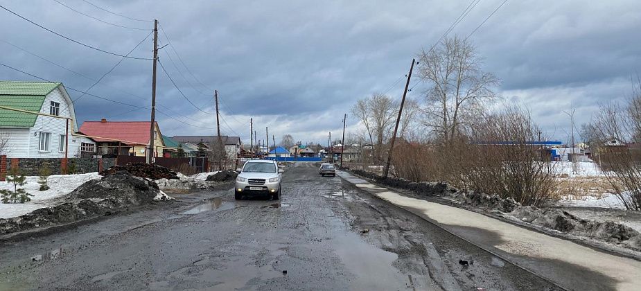 "Серовавтодор" начал ровнять грунтовые дороги в городе