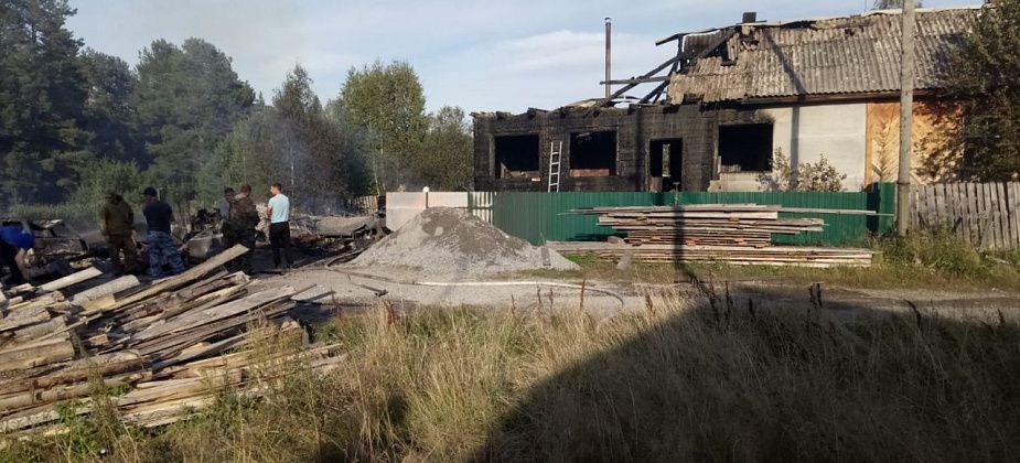«Очень большое спасибо людям!» Погорельцам из Красноярки все еще нужна помощь добрых людей