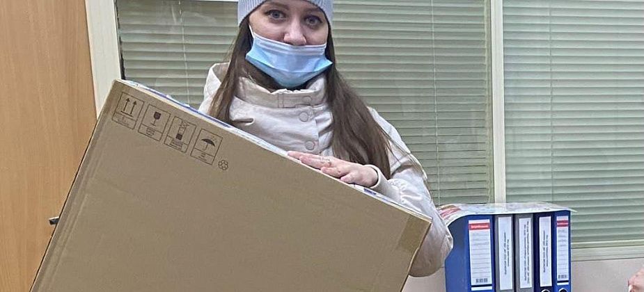 Робот-пылесос в подарок. Жительница Карпинска победила в осеннем розыгрыше "Глобуса"