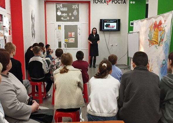 В день борьбы с коррупцией полиция Серова пришла в школу села Филькино 