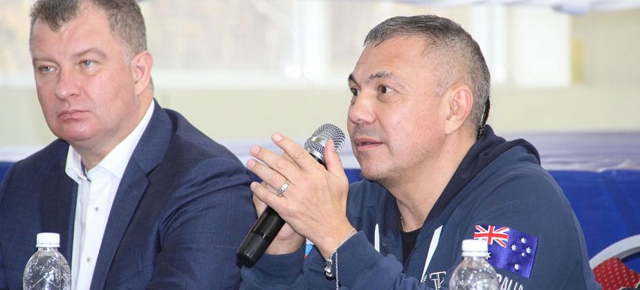 Юный серовчанин спросил у Кости Цзю, построят ли в городе Центр бокса