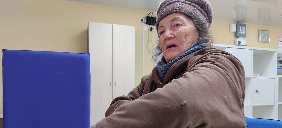 "Мне носить с собой нож?". Серовчанка рассказала, что бродячая собака прокусила рукав ее куртки