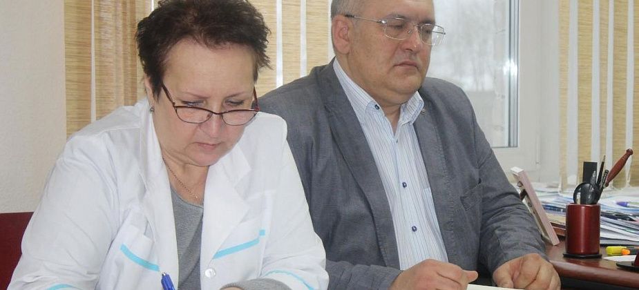 Замглавного врача больницы Серова попросила не зацикливаться на наличии МРТ: "Раньше диагноз ставили пальпаторно"...