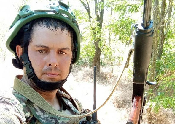 В ходе СВО погиб серовчанин Антон Бушуев. У мужчины остались жена и 9 детей