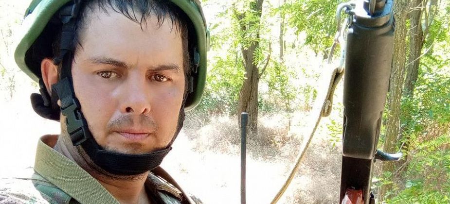 В ходе СВО погиб серовчанин Антон Бушуев. У мужчины остались жена и 9 детей