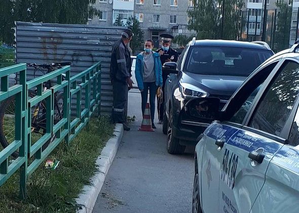 Во дворе по улице Луначарского под колеса CHERY попал ребенок