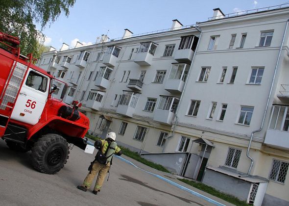 В четырехэтажке на Льва Толстого в Серове произошло возгорание