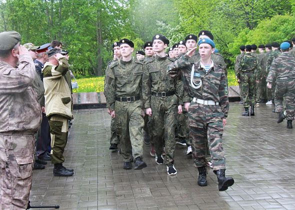 В Серове завершились учебные военные сборы десятиклассников