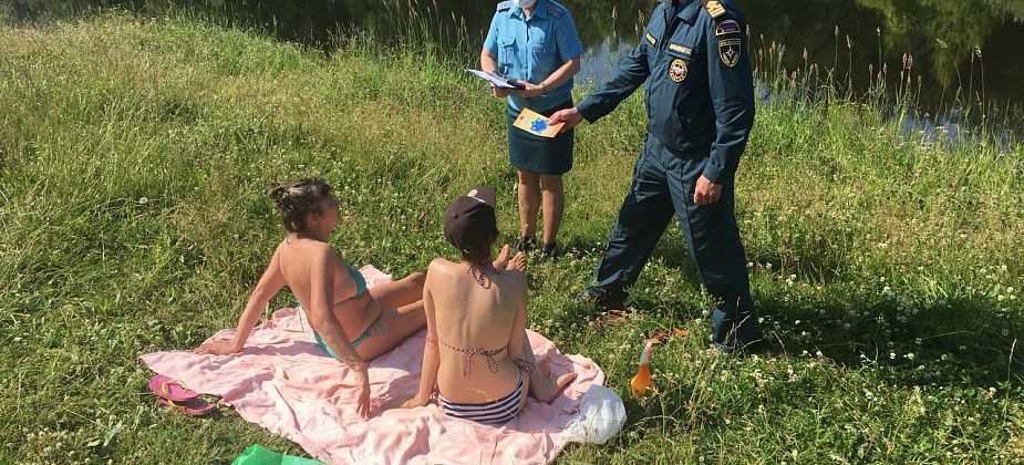 Аномальная жара. Сотрудники МЧС призывают серовчан быть бдительными