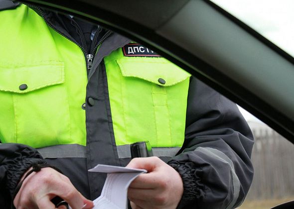 Госавтоинспекторы остановили в поселке Металлургов нетрезвого водителя