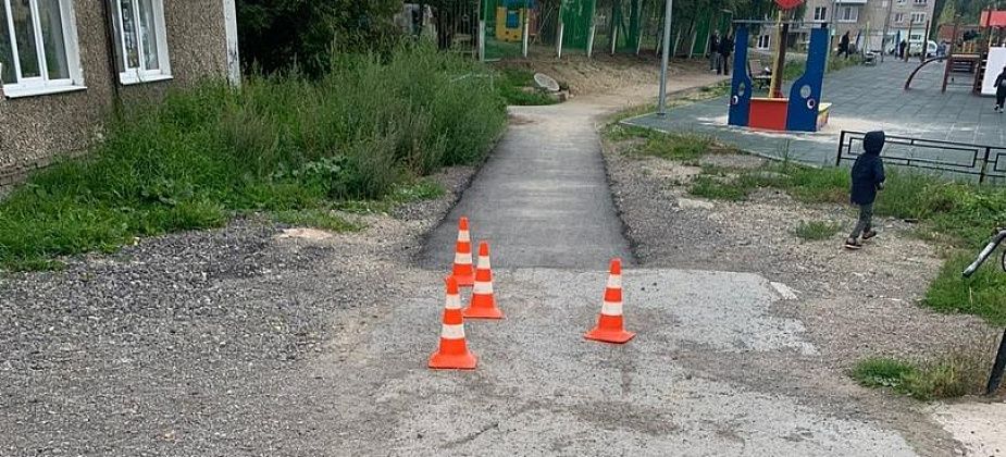 Госавтоинспекция Серова разыскивает водителя, наехавшего на пешехода и скрывшегося с места ДТП