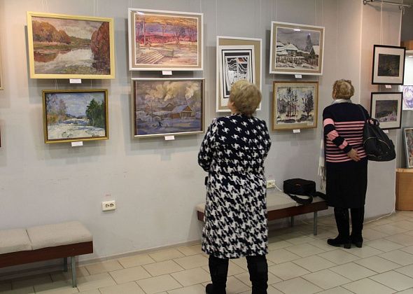 В Серове открылась выставка живописи "Навстречу Рождеству"