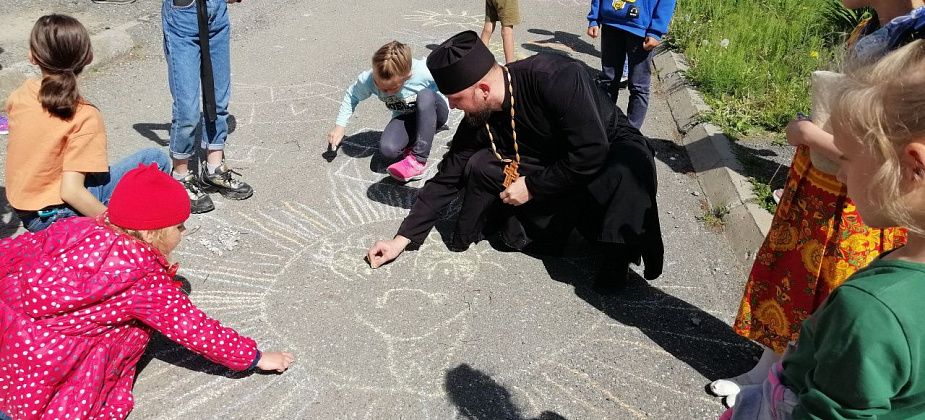 В День защиты детей благотворительный фонд "Сотвори милость" сделал подарок Серовской городской больнице