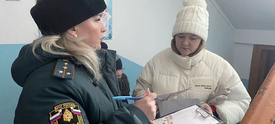 В Серовском округе с начала года произошло 20 пожаров. Спасатели проводят профилактику